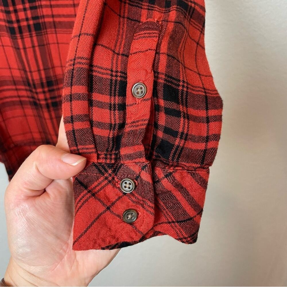UNIVERSAL THREAD Burnt Orange & Black Plaid 1/4 Button Down Shirt Size M - Picture 3 of 7